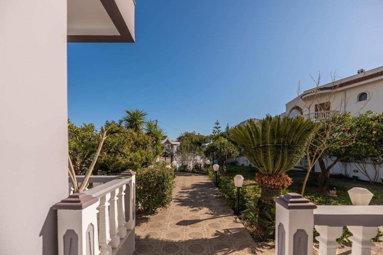 Casa Stergos 2Apts Арханґелос Екстер'єр фото